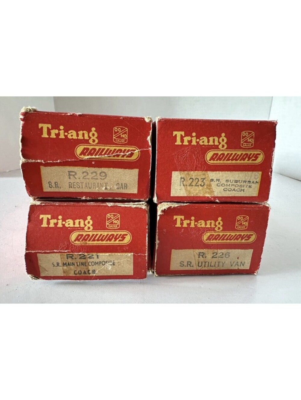 Vintage Tri-ang OO Gauge Southern Region Malachite Green Coach & Van X4 Boxed
